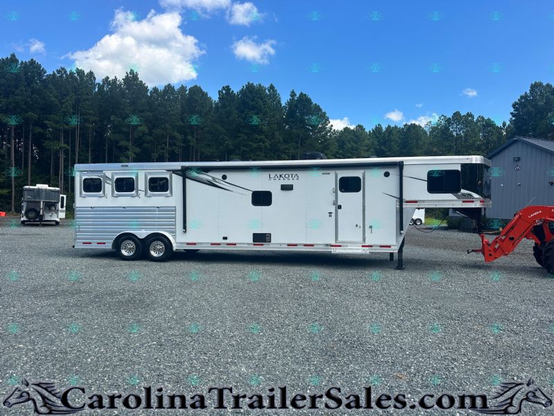 Used Horse Trailers for Sale