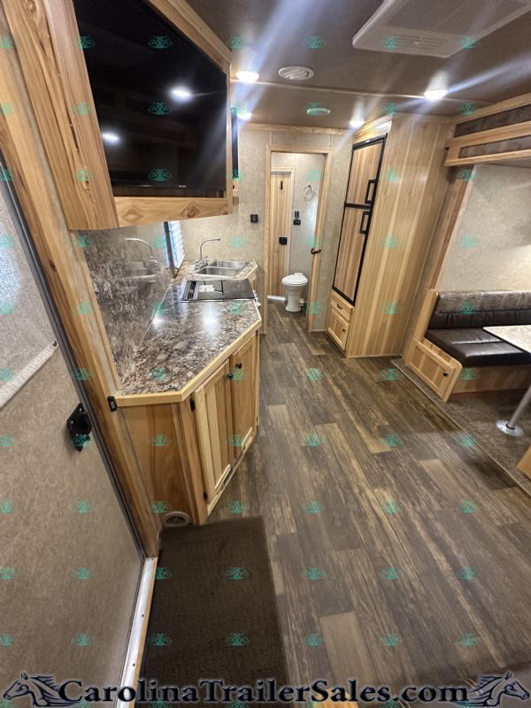 Used Horse Trailers for Sale