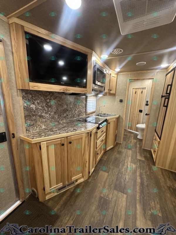 Used Horse Trailers for Sale