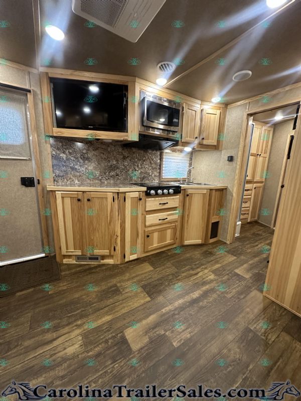 Used Horse Trailers for Sale