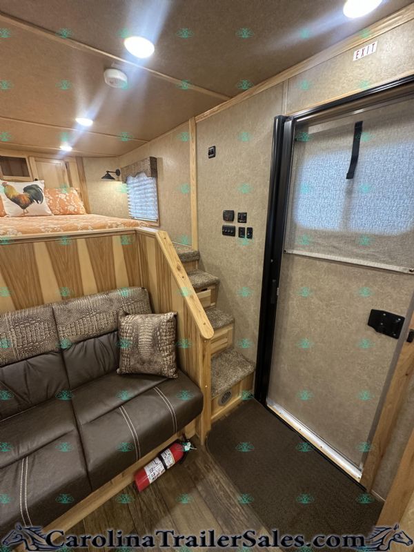 Used Horse Trailers for Sale