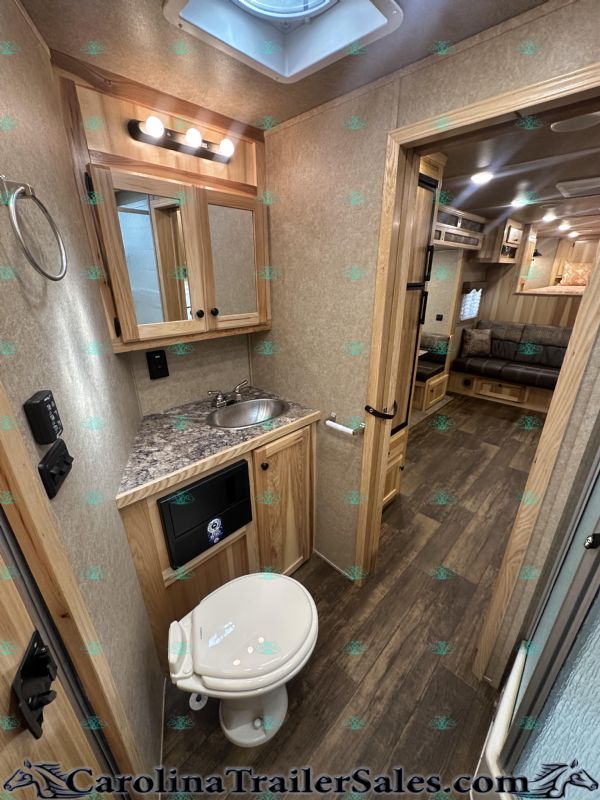 Used Horse Trailers for Sale