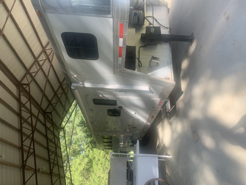 Used Horse Trailers for Sale