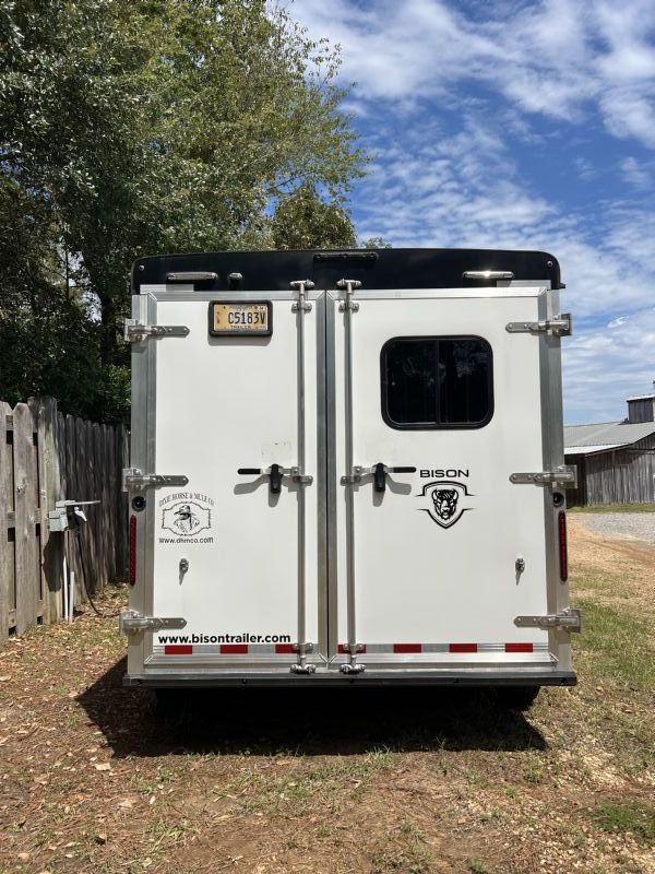 Used Horse Trailers for Sale