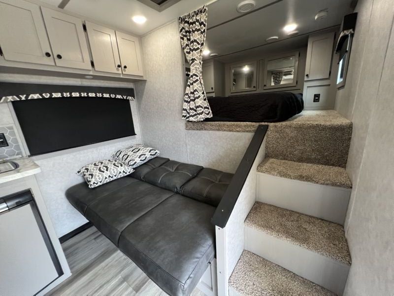 Used Horse Trailers for Sale