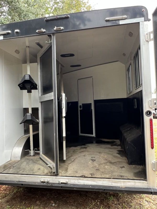 Used Horse Trailers for Sale