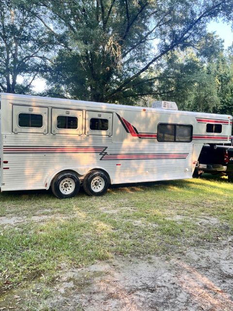 Used Horse Trailers for Sale