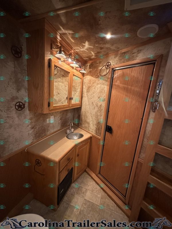 Used Horse Trailers for Sale