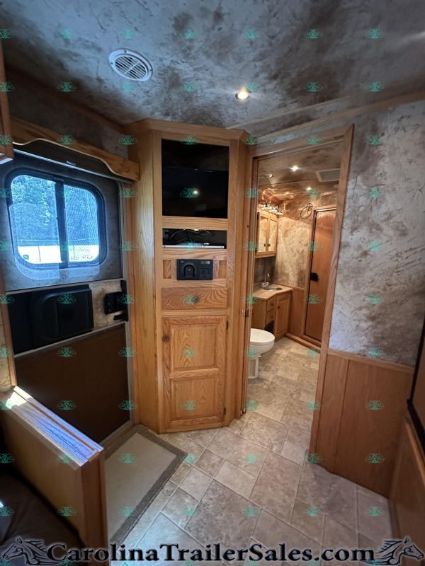 Used Horse Trailers for Sale