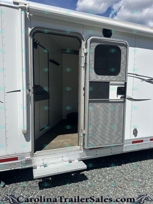 Used Horse Trailers for Sale