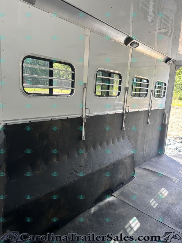 Used Horse Trailers for Sale