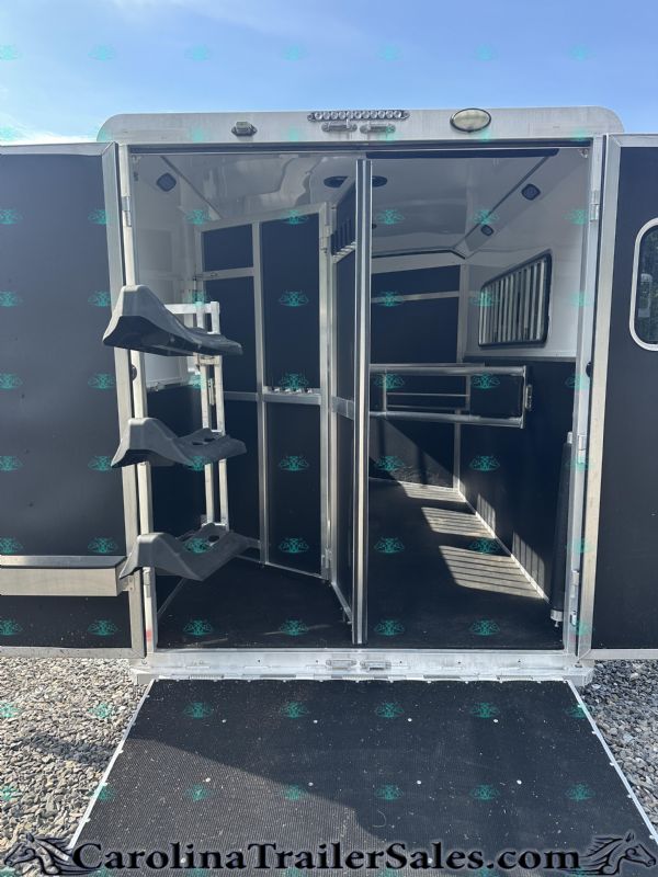 Used Horse Trailers for Sale