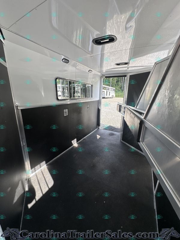 Used Horse Trailers for Sale