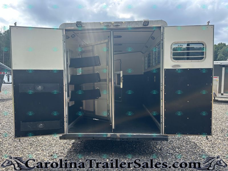 Used Horse Trailers for Sale