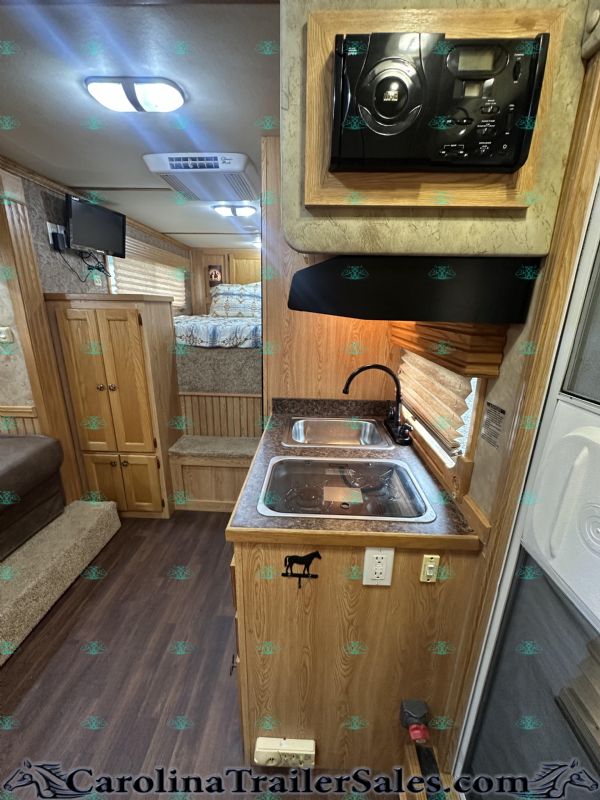 Used Horse Trailers for Sale
