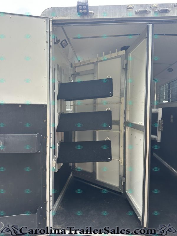 Used Horse Trailers for Sale