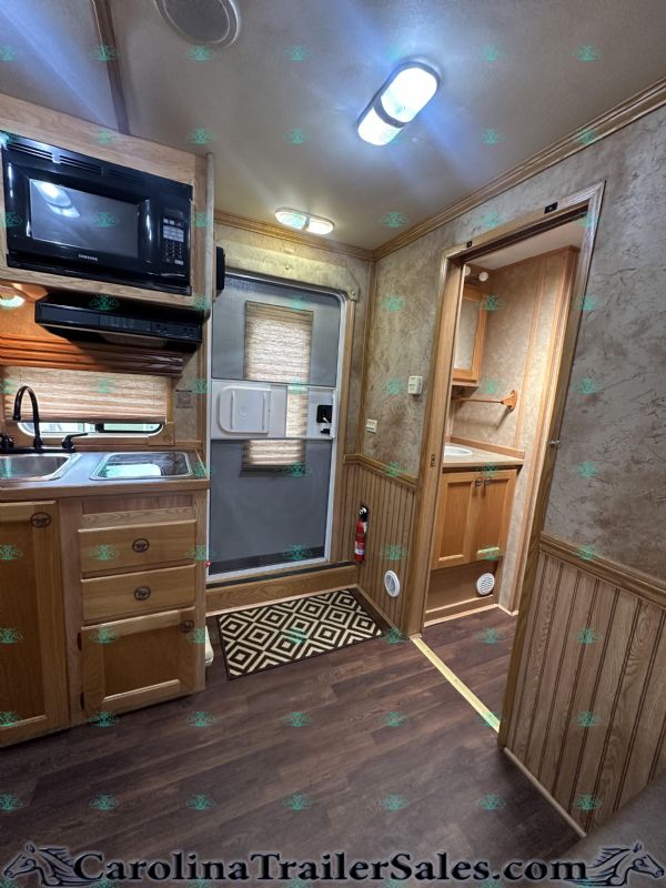 Used Horse Trailers for Sale