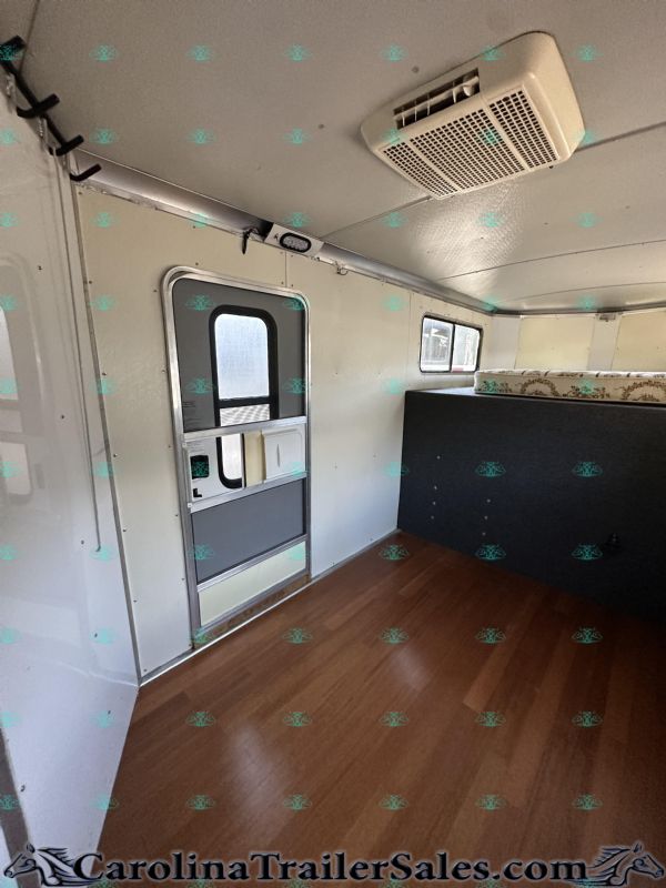 Used Horse Trailers for Sale