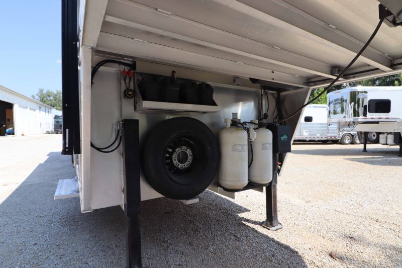 Used Horse Trailers for Sale