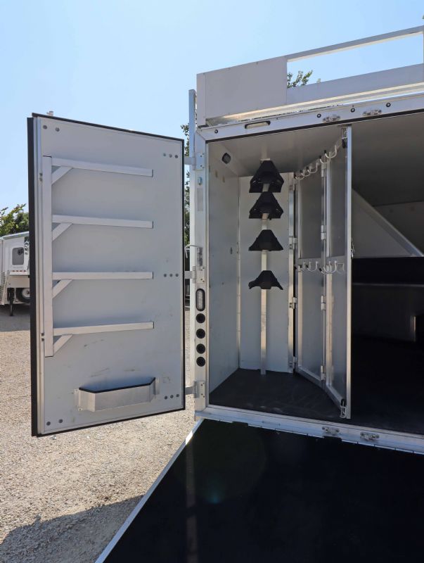 Used Horse Trailers for Sale