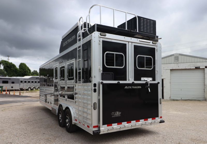 Used Horse Trailers for Sale