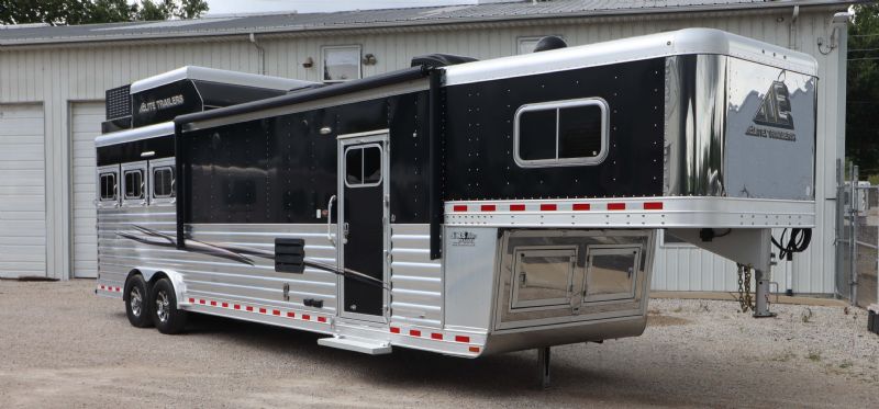 Used Horse Trailers for Sale