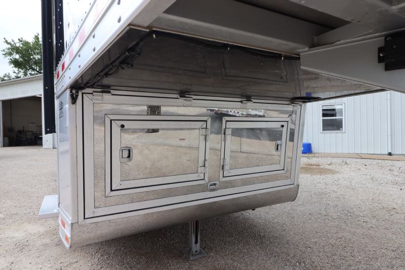 Used Horse Trailers for Sale