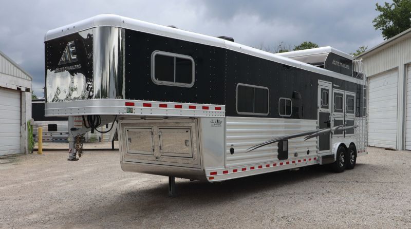 Used Horse Trailers for Sale