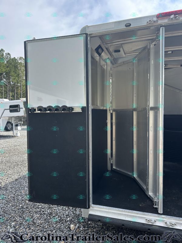 Used Horse Trailers for Sale