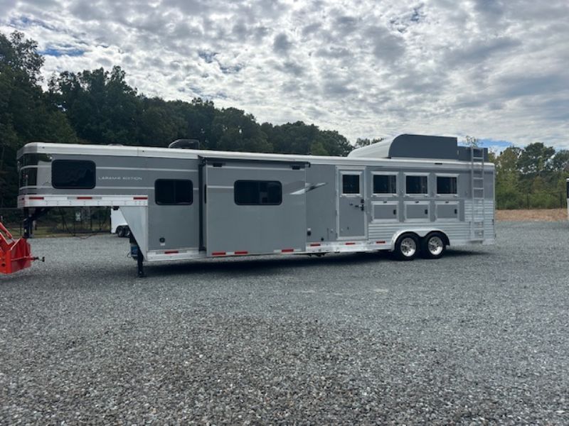 Used Horse Trailers for Sale