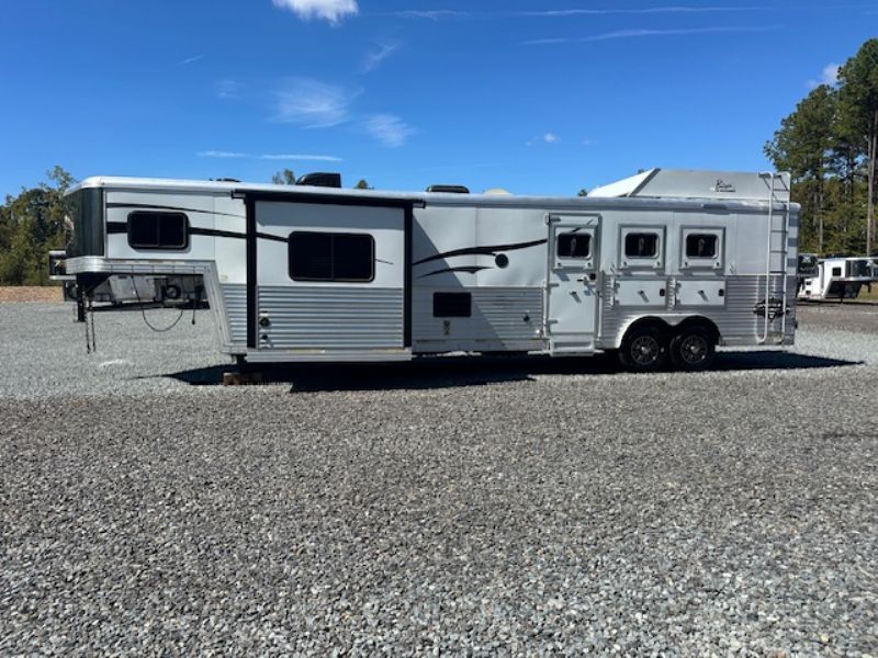 Used Horse Trailers for Sale