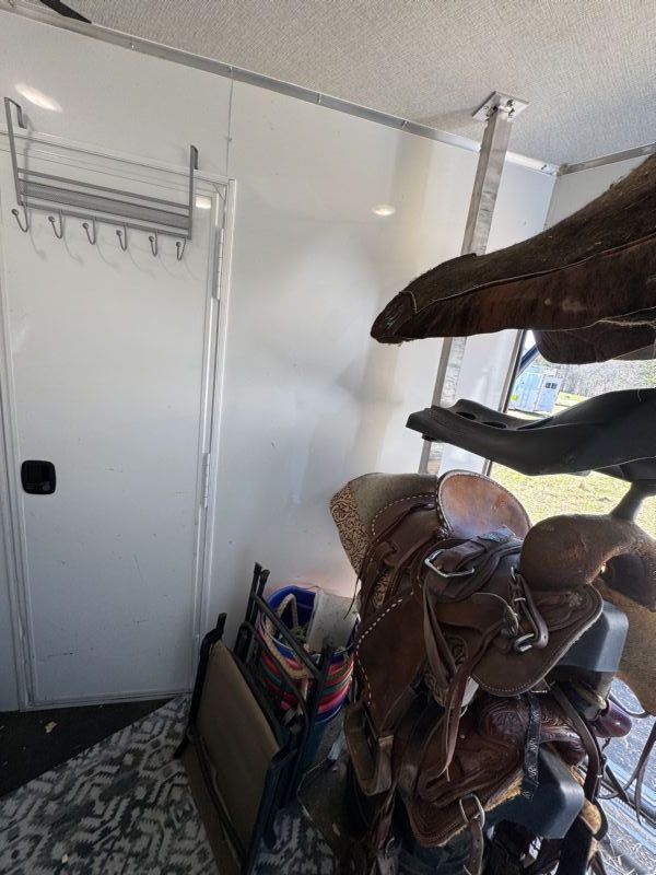 Used Horse Trailers for Sale