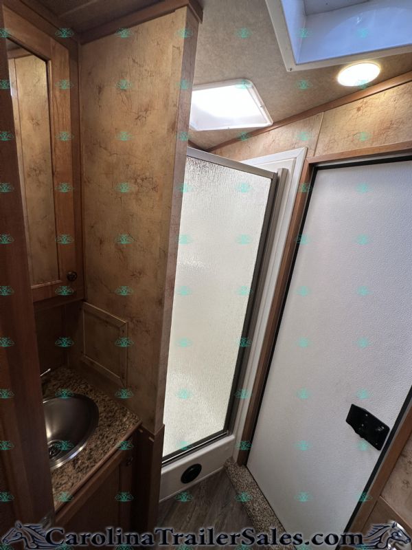 Used Horse Trailers for Sale
