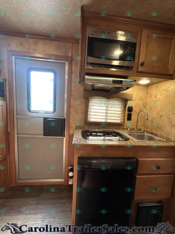 Used Horse Trailers for Sale