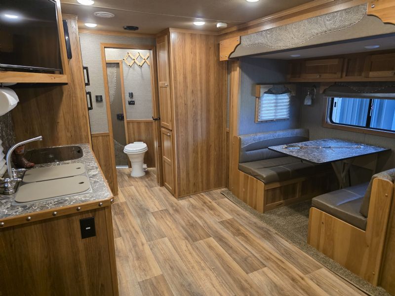 Used Horse Trailers for Sale