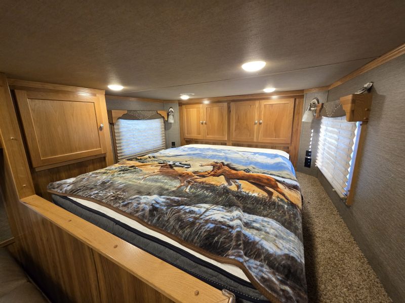 Used Horse Trailers for Sale