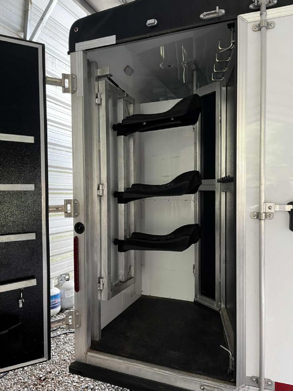 Used Horse Trailers for Sale