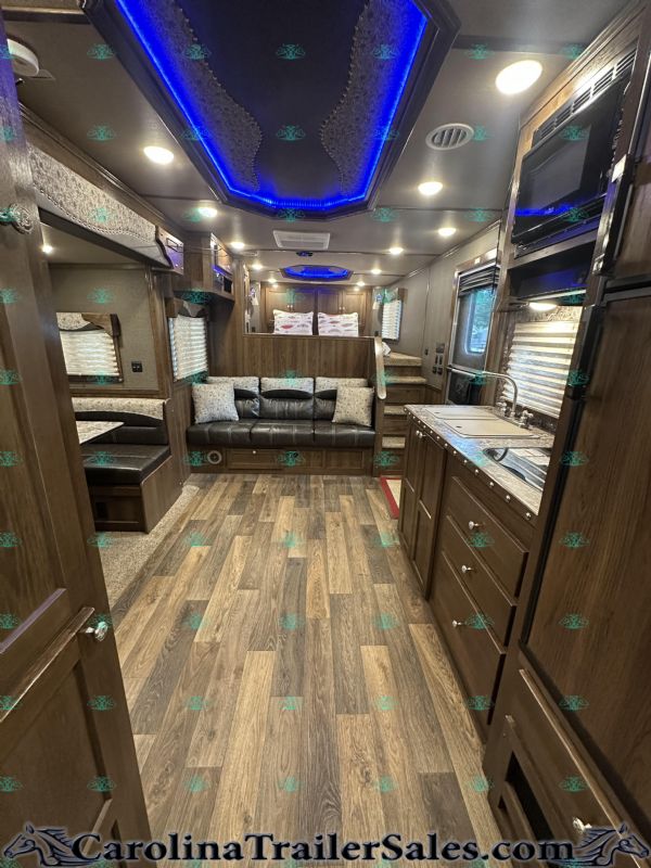 Used Horse Trailers for Sale