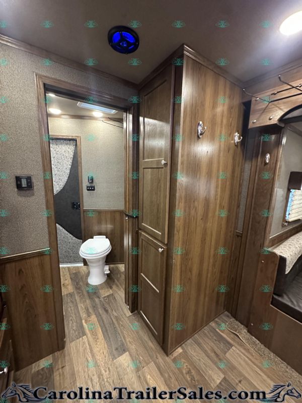 Used Horse Trailers for Sale