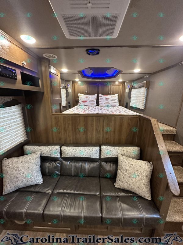 Used Horse Trailers for Sale