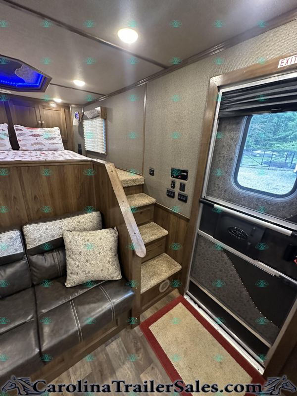 Used Horse Trailers for Sale