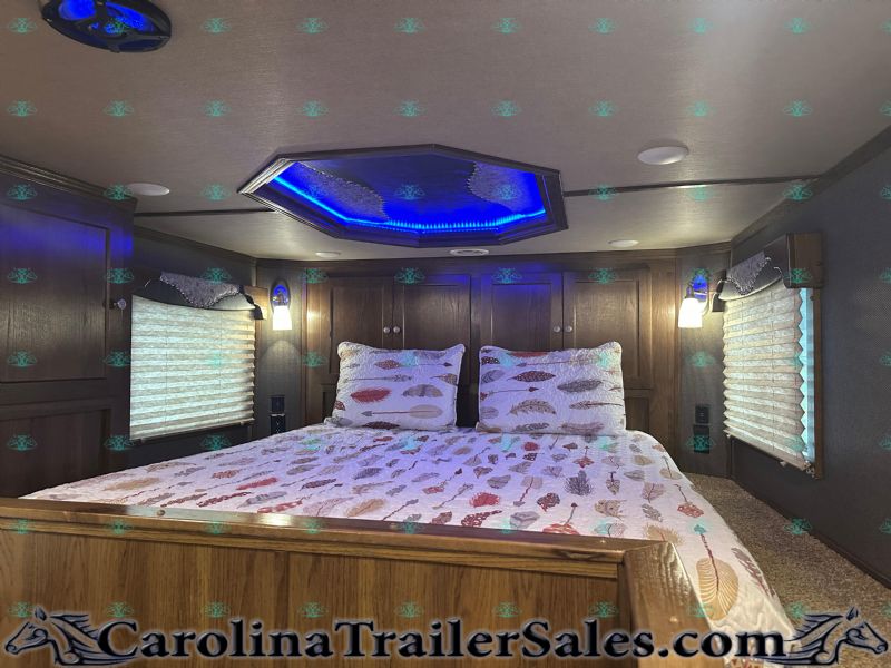Used Horse Trailers for Sale
