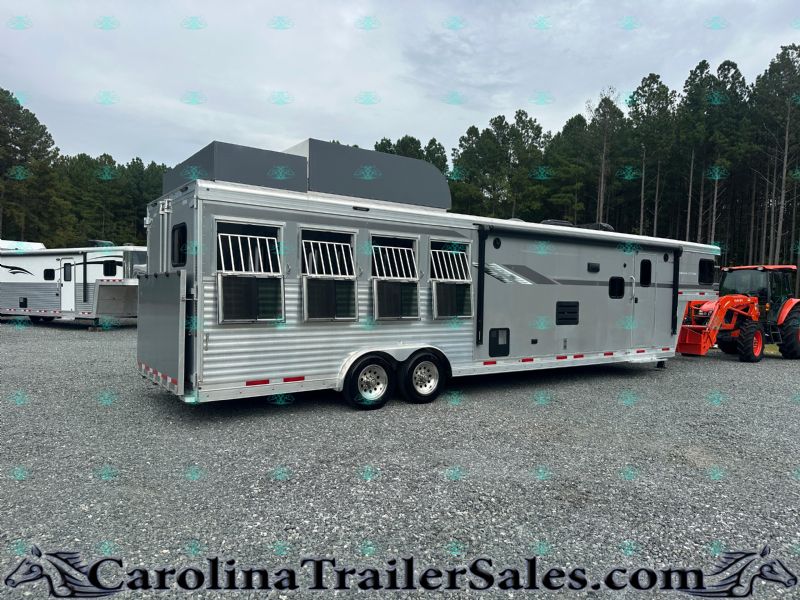 Used Horse Trailers for Sale