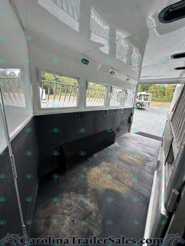 Used Horse Trailers for Sale