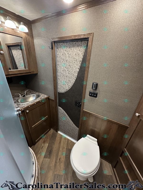 Used Horse Trailers for Sale