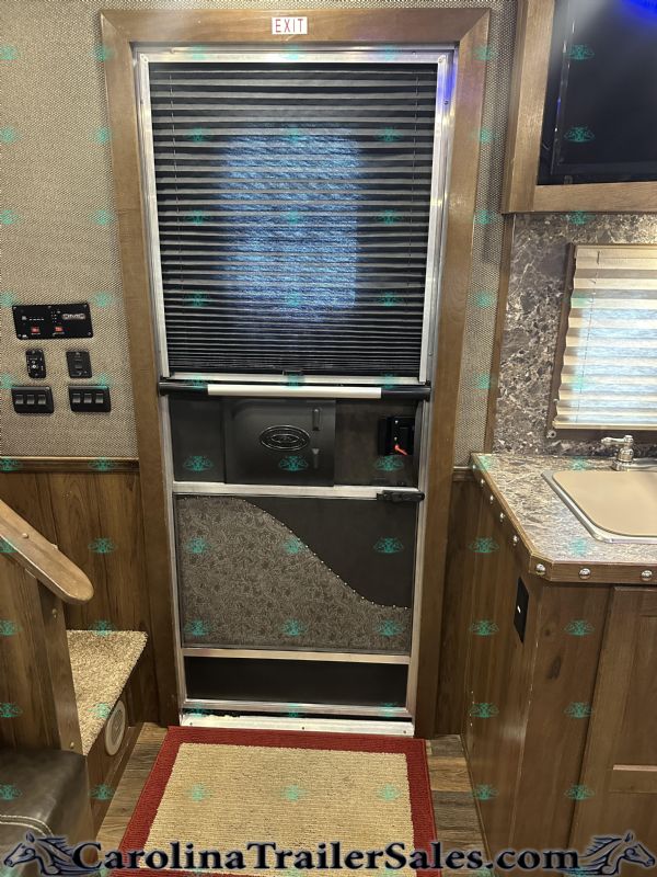 Used Horse Trailers for Sale