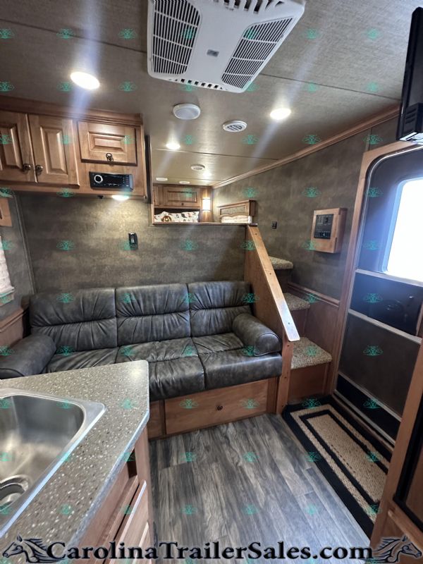 Used Horse Trailers for Sale