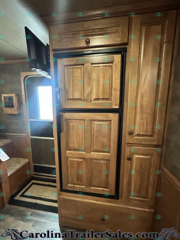 Used Horse Trailers for Sale