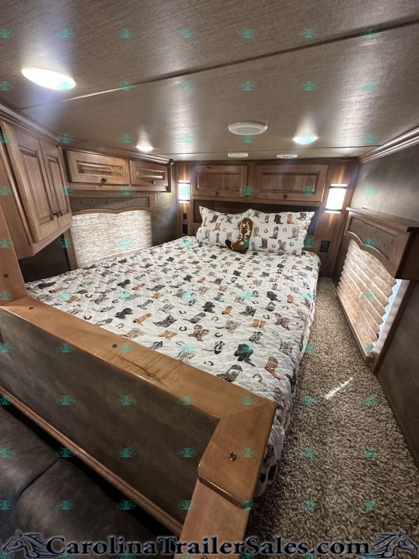 Used Horse Trailers for Sale