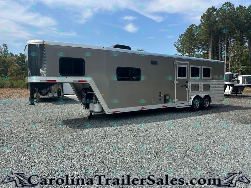 Used Horse Trailers for Sale